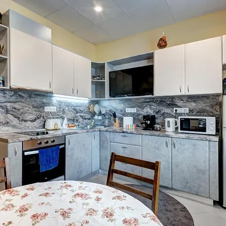 Apartment Parensov-cozy In Super Center *